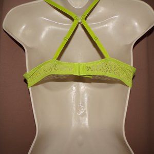 NWT JC Penny's Flirtitude Green Push Up Convertible Racerback bra Size 36B